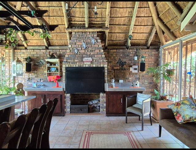 5 BEDROOM HOUSE FOR SALE IN FALCON RIDGE